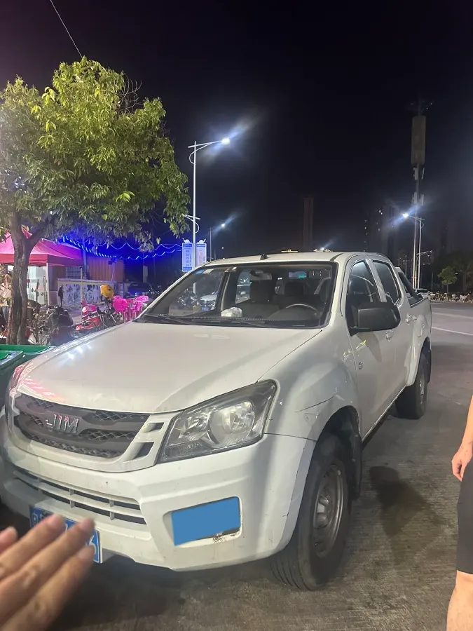 2018 Isuzu RE-MAX Jim 2.8T 116HP L4 5MT,autocango,china used car exporter,china ev exporter,chinese used car exporter,chinese used ev exporter