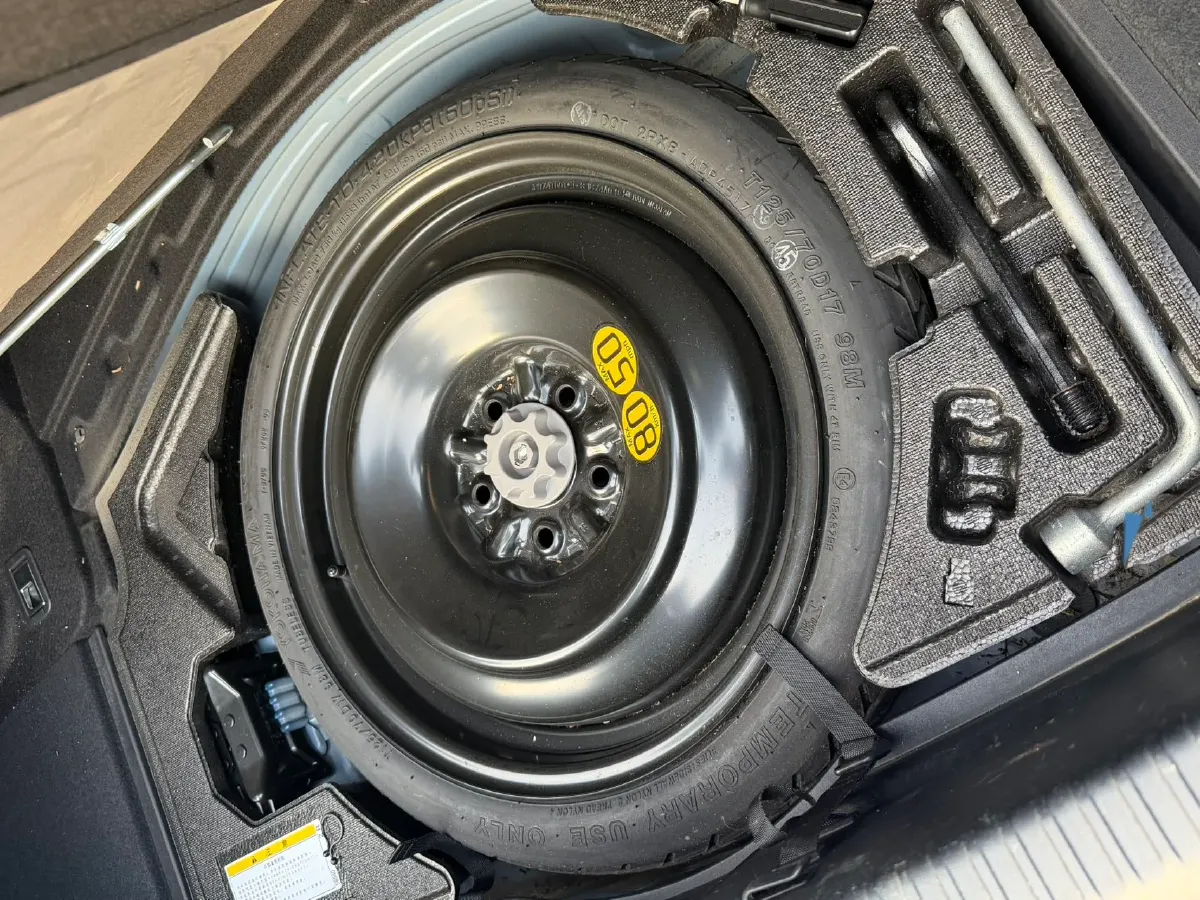 2017 Lexus IS 2.0T 245HP L4 8AT,autocango,china used car exporter,china ev exporter,chinese used car exporter,chinese used ev exporter