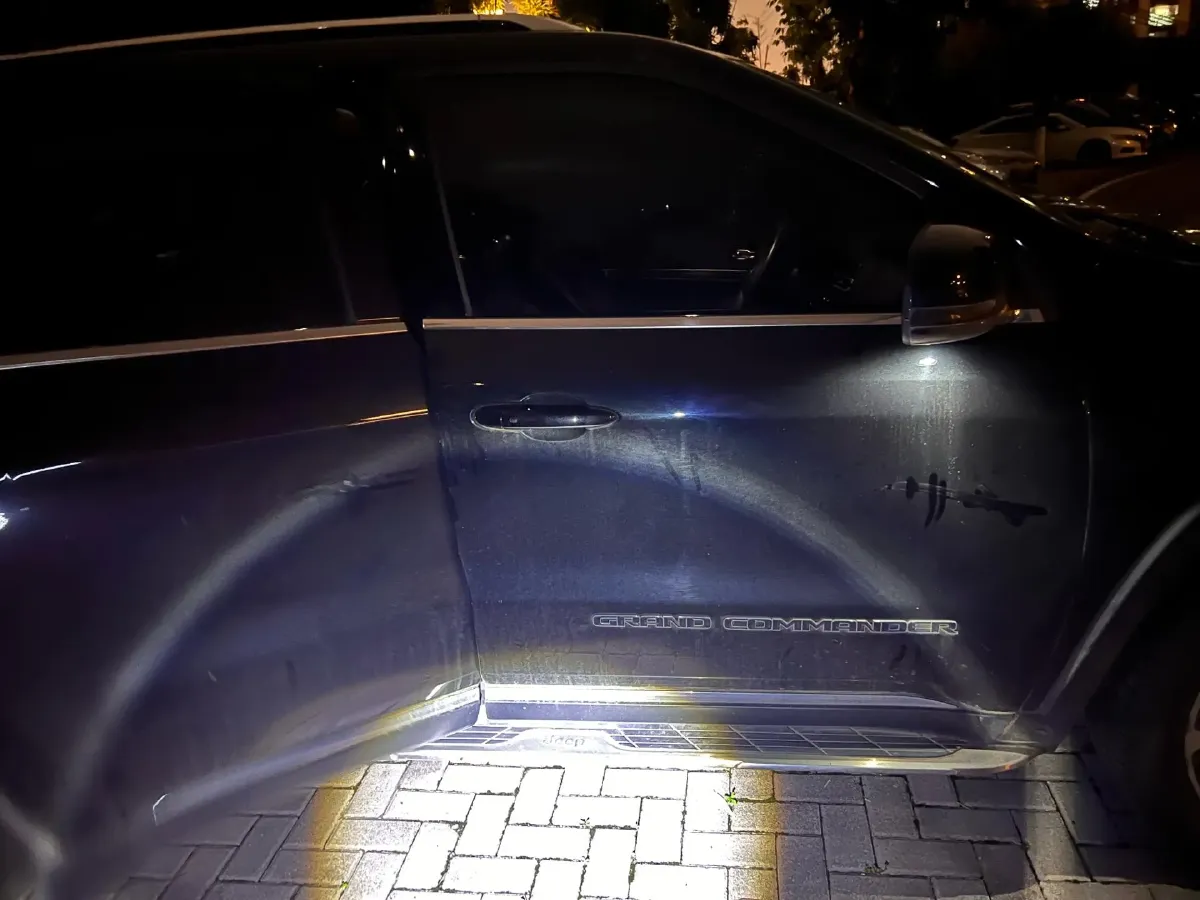 2018 Jeep Grand Commander 2.0T 265HP L4 9AT,autocango,china used car exporter,china ev exporter,chinese used car exporter,chinese used ev exporter