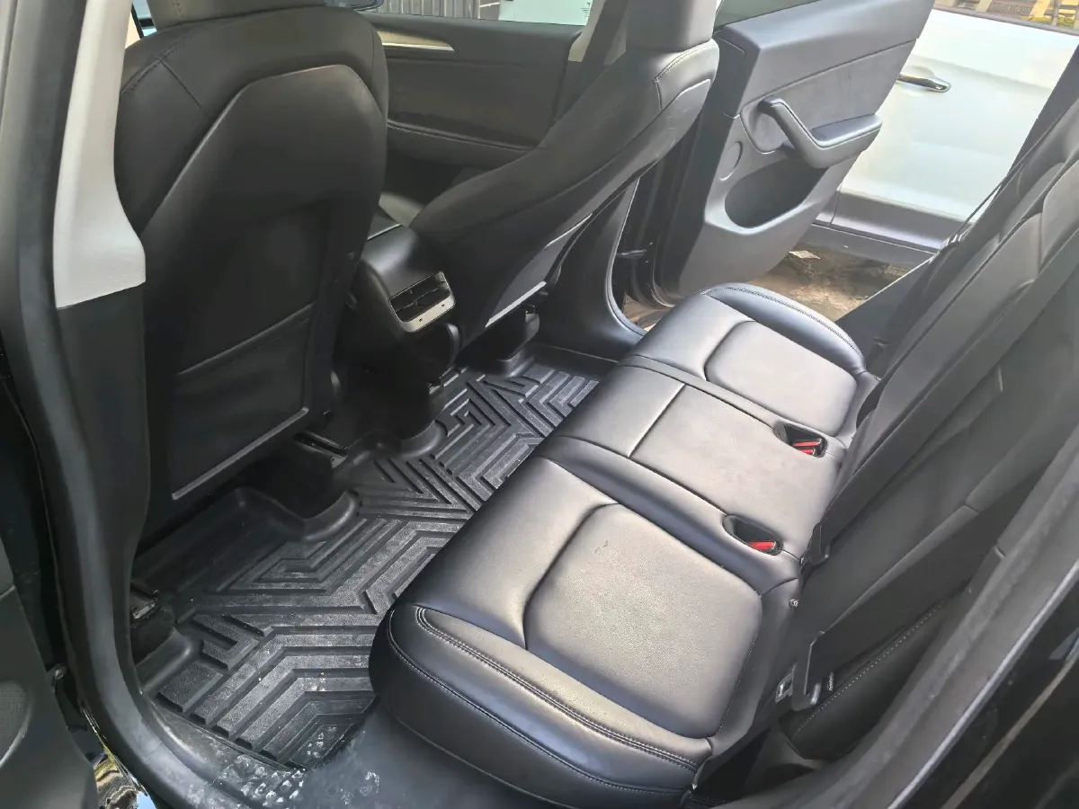 2022 Tesla Model Y BEV 60KWH,autocango,china used car exporter,china ev exporter,chinese used car exporter,chinese used ev exporter