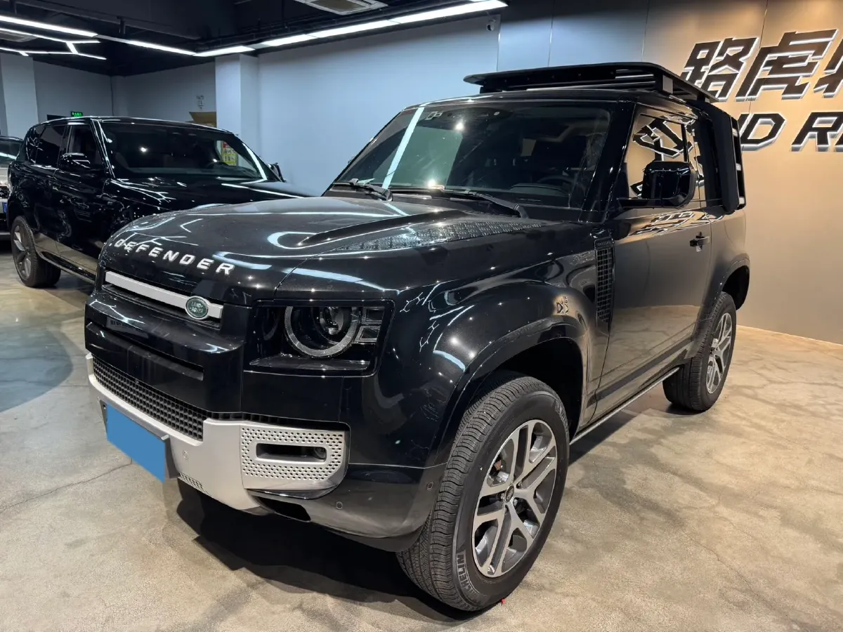 2023 Land Rover Defender 3.0T 400HP L6 8AT,autocango,china used car exporter,china ev exporter,chinese used car exporter,chinese used ev exporter