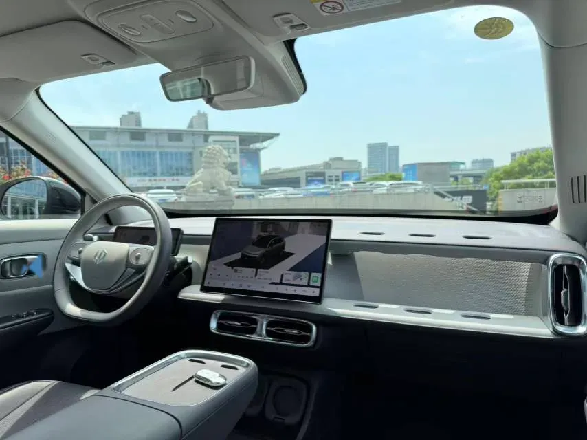 2025 Leapmotor B10 BEV 67.1KWH,autocango,china used car exporter,china ev exporter,chinese used car exporter,chinese used ev exporter