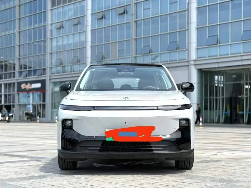 2025 Leapmotor B10 BEV 67.1KWH,autocango,china used car exporter,china ev exporter,chinese used car exporter,chinese used ev exporter