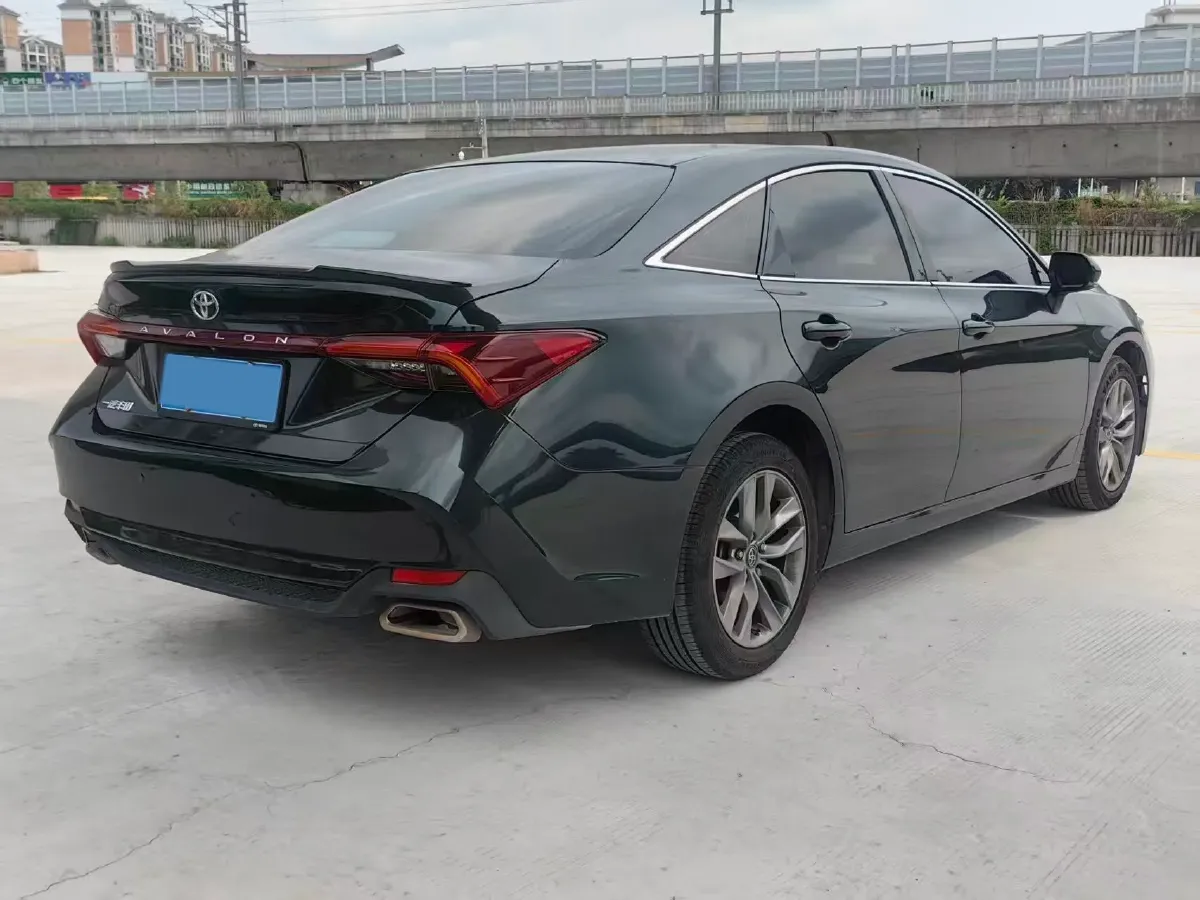2021 Toyota Avalon 2.5L 209HP L4 8AT,autocango,china used car exporter,china ev exporter,chinese used car exporter,chinese used ev exporter
