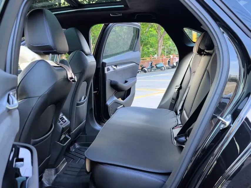 2024 Geely Preface 2.0T 190HP L4 7DCT,autocango,china used car exporter,china ev exporter,chinese used car exporter,chinese used ev exporter