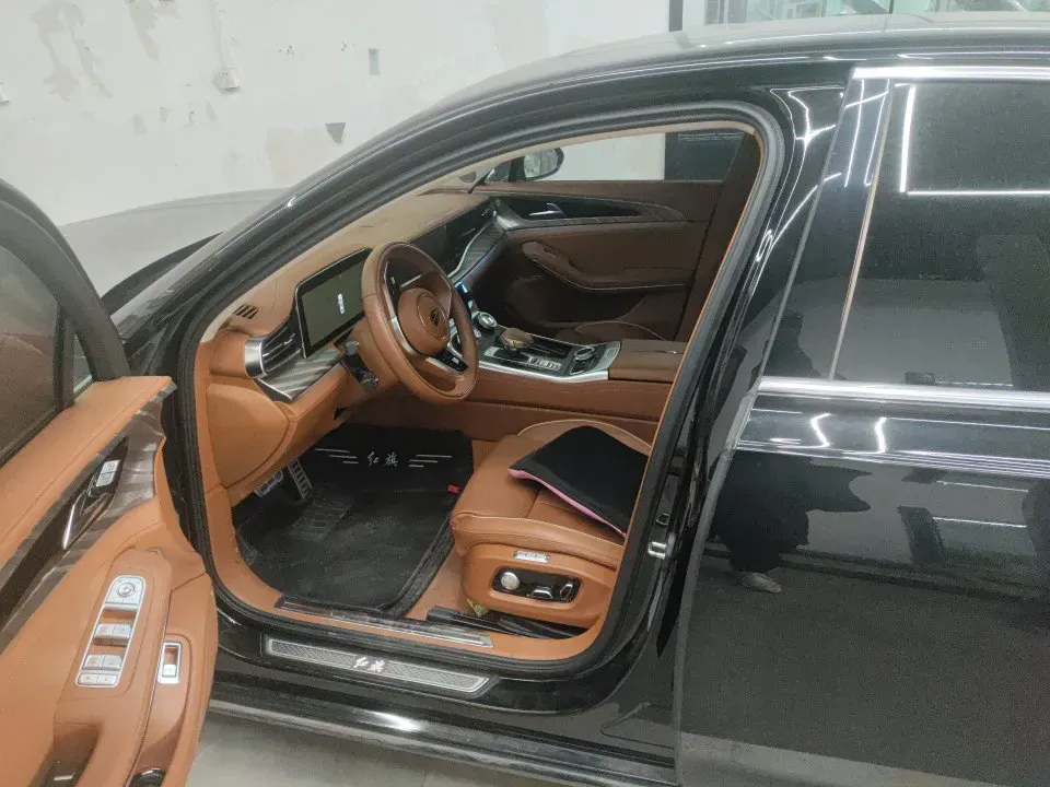 2023 HongQi H9 2.0T 252HP L4 7DCT,autocango,china used car exporter,china ev exporter,chinese used car exporter,chinese used ev exporter