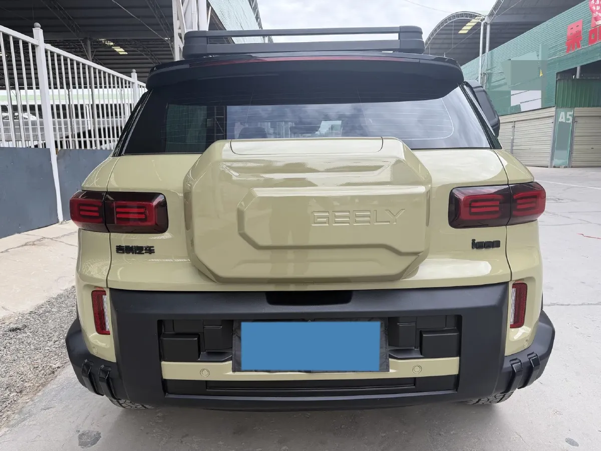 2025 Geely Cowboy 1.5T 181HP L4 7DCT,autocango,china used car exporter,china ev exporter,chinese used car exporter,chinese used ev exporter