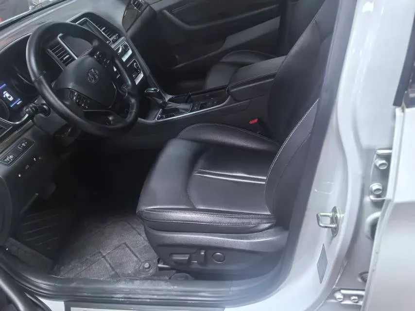 2018 Hyundai Sonata 2.0L 156HP L4 6AT PHEV 12.9KWH,autocango,china used car exporter,china ev exporter,chinese used car exporter,chinese used ev exporter