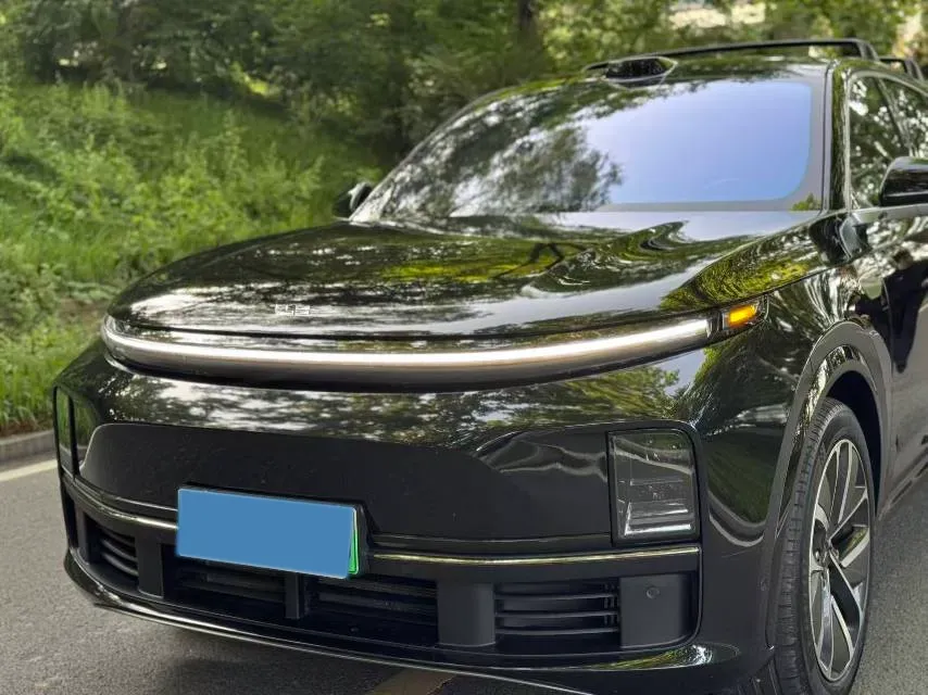 2023 Li L7 Range Extended 154HP REEV 40.9KWH,autocango,china used car exporter,china ev exporter,chinese used car exporter,chinese used ev exporter