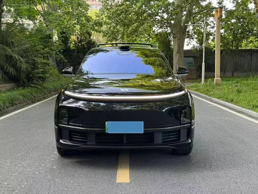 2023 Li L7 Range Extended 154HP REEV 40.9KWH,autocango,china used car exporter,china ev exporter,chinese used car exporter,chinese used ev exporter