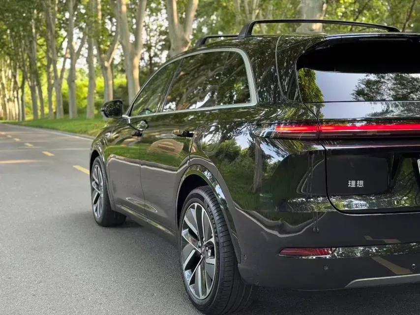 2023 Li L7 Range Extended 154HP REEV 40.9KWH,autocango,china used car exporter,china ev exporter,chinese used car exporter,chinese used ev exporter