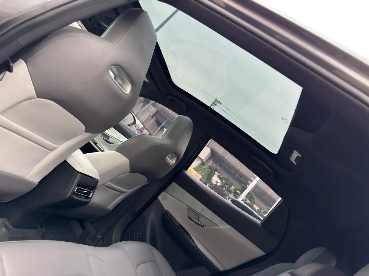 2023 ChangAn UNI-T 1.5T 188HP L4 7DCT,autocango,china used car exporter,china ev exporter,chinese used car exporter,chinese used ev exporter