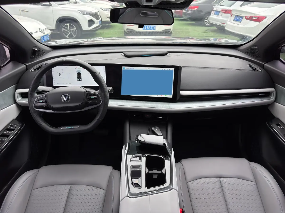 2023 ChangAn UNI-T 1.5T 188HP L4 7DCT,autocango,china used car exporter,china ev exporter,chinese used car exporter,chinese used ev exporter