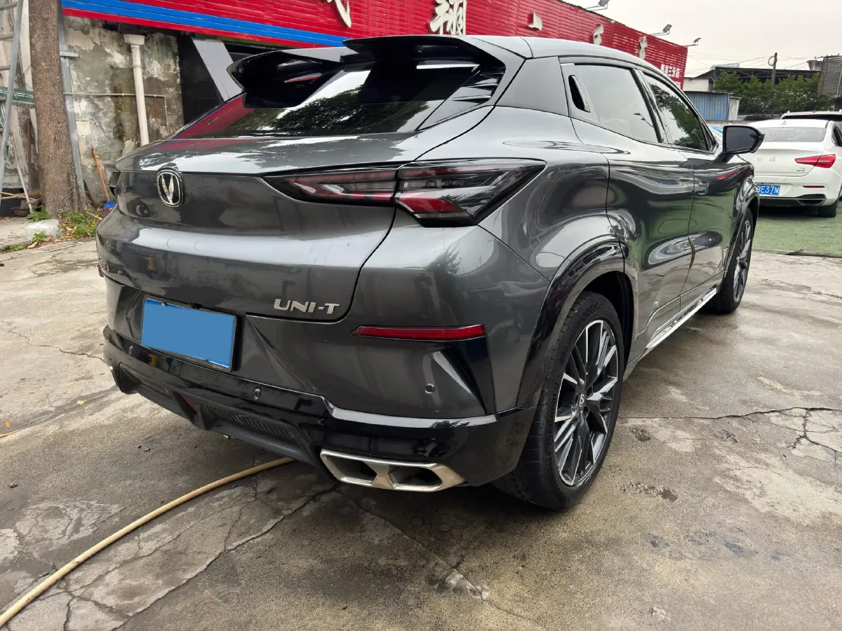 2023 ChangAn UNI-T 1.5T 188HP L4 7DCT,autocango,china used car exporter,china ev exporter,chinese used car exporter,chinese used ev exporter