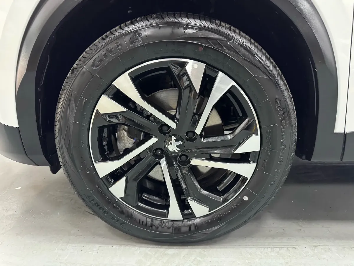 2022 Peugeot 2008 1.2T 136HP L3 6DCT,autocango,china used car exporter,china ev exporter,chinese used car exporter,chinese used ev exporter