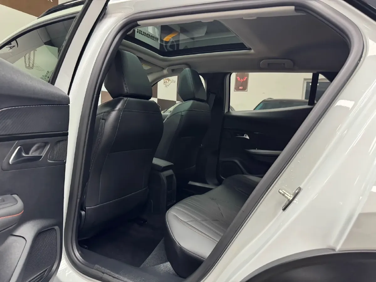 2022 Peugeot 2008 1.2T 136HP L3 6DCT,autocango,china used car exporter,china ev exporter,chinese used car exporter,chinese used ev exporter