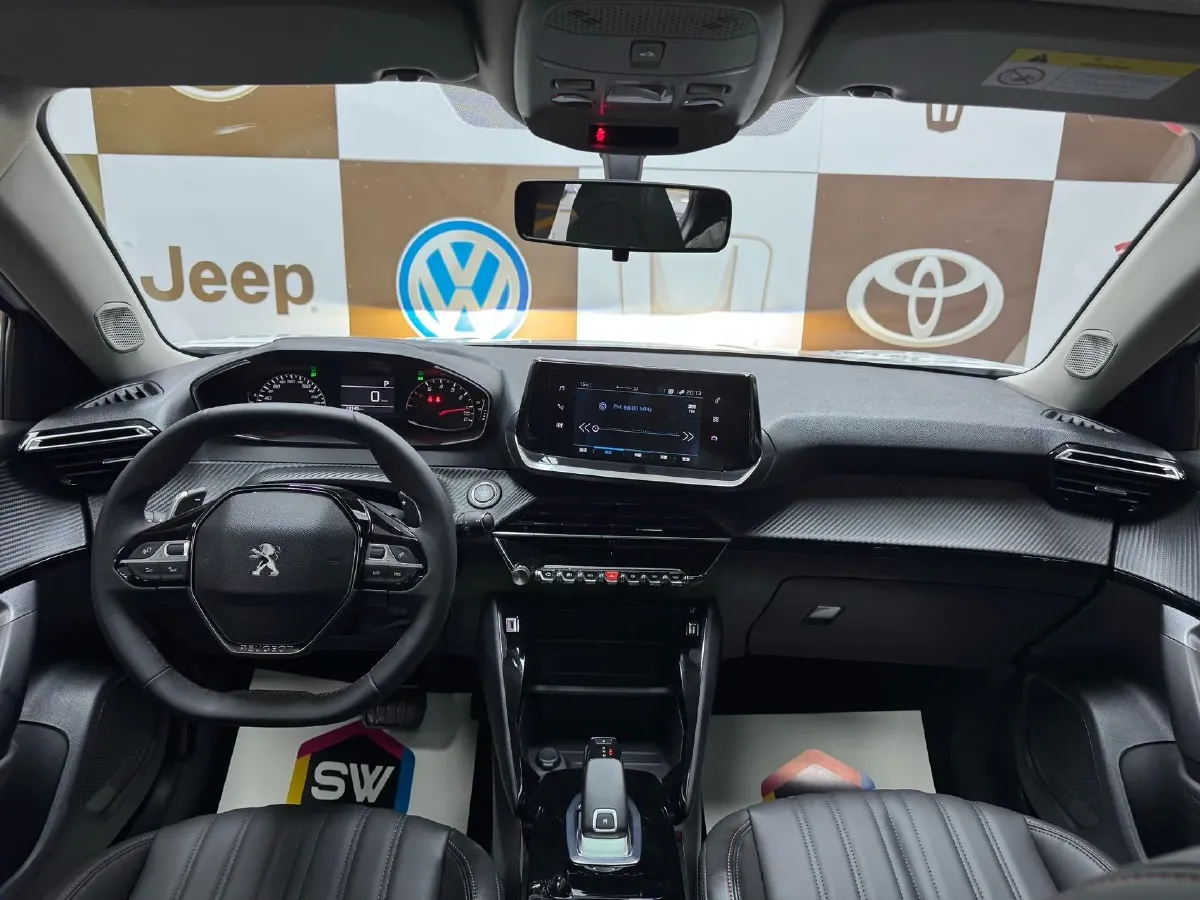 2022 Peugeot 2008 1.2T 136HP L3 6DCT,autocango,china used car exporter,china ev exporter,chinese used car exporter,chinese used ev exporter