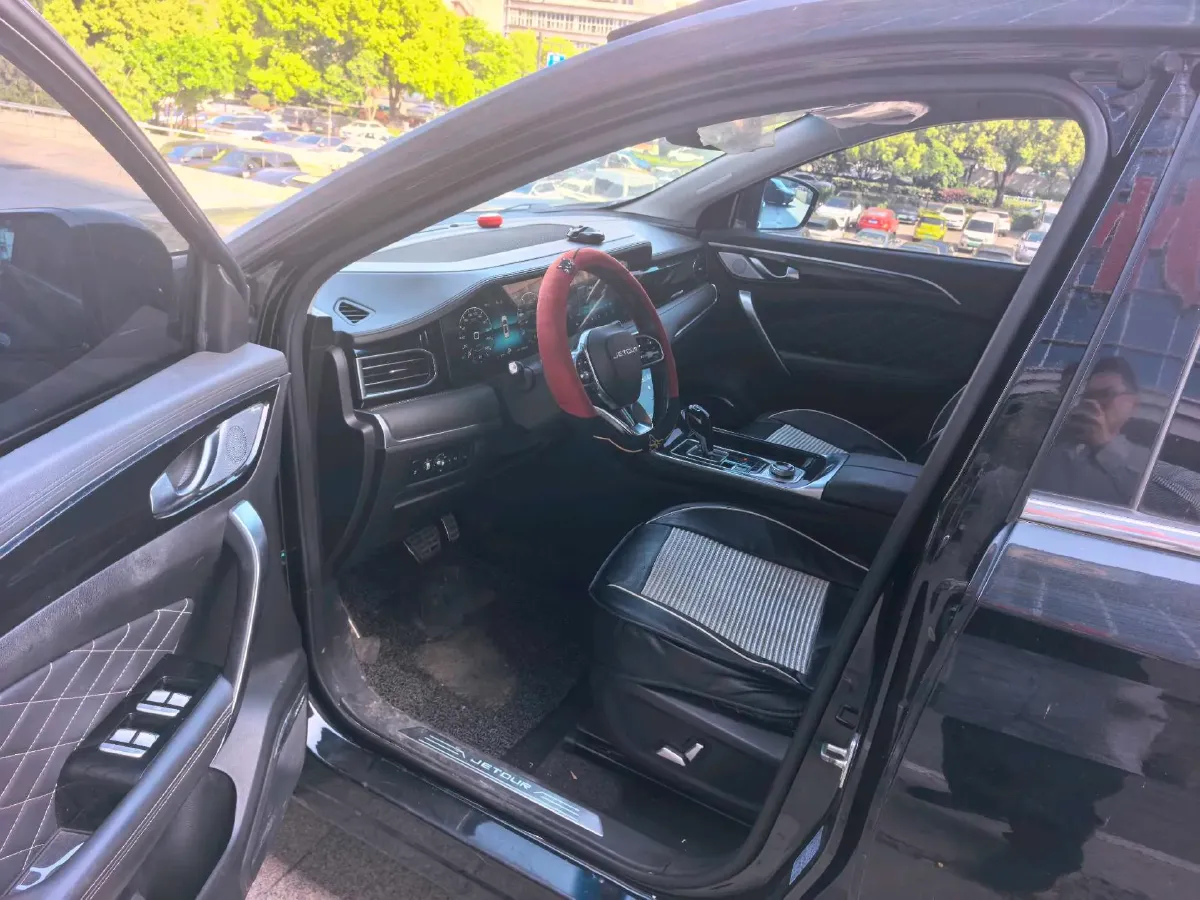 2020 Chery Tiggo 8 1.6T 197HP L4 7DCT,autocango,china used car exporter,china ev exporter,chinese used car exporter,chinese used ev exporter