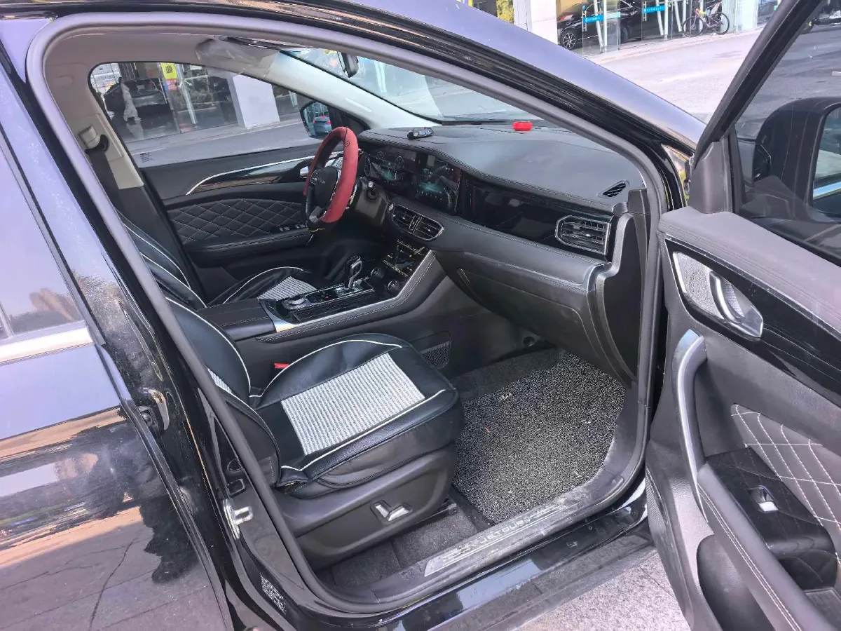 2020 Chery Tiggo 8 1.6T 197HP L4 7DCT,autocango,china used car exporter,china ev exporter,chinese used car exporter,chinese used ev exporter