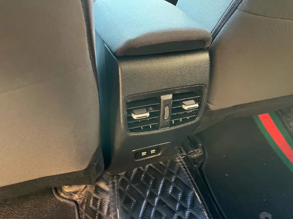 2019 Toyota Corolla 1.8L 98HP L4 E-CVT Hybrid,autocango,china used car exporter,china ev exporter,chinese used car exporter,chinese used ev exporter