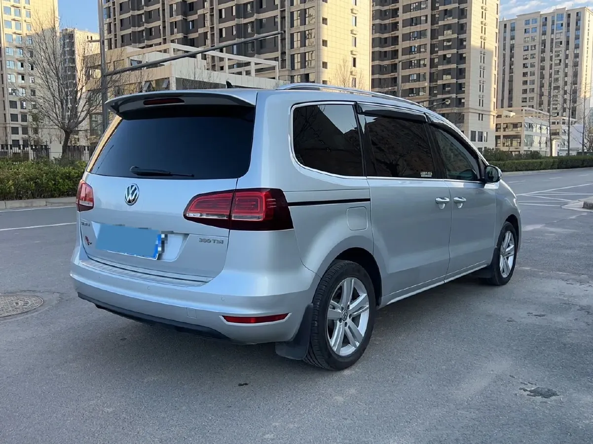 2018 Mercedes-Benz A Class 1.6T 156HP L4 7DCT,autocango,china used car exporter,china ev exporter,chinese used car exporter,chinese used ev exporter