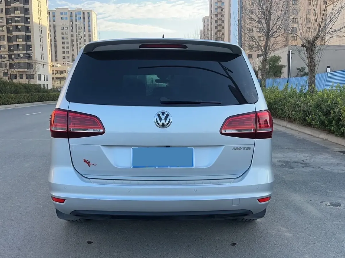 2018 Mercedes-Benz A Class 1.6T 156HP L4 7DCT,autocango,china used car exporter,china ev exporter,chinese used car exporter,chinese used ev exporter