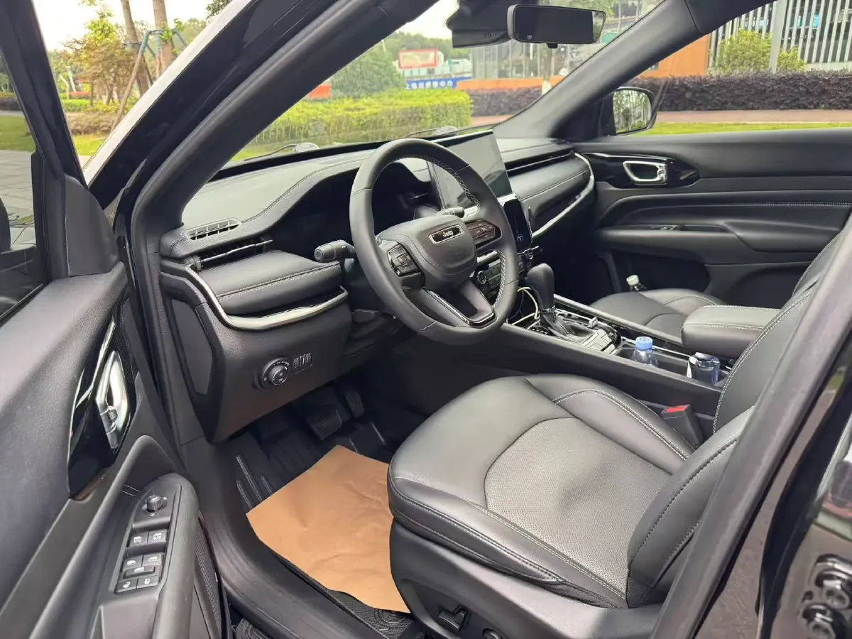 2021 Jeep Compass 1.3T 173HP L4 9AT,autocango,china used car exporter,china ev exporter,chinese used car exporter,chinese used ev exporter