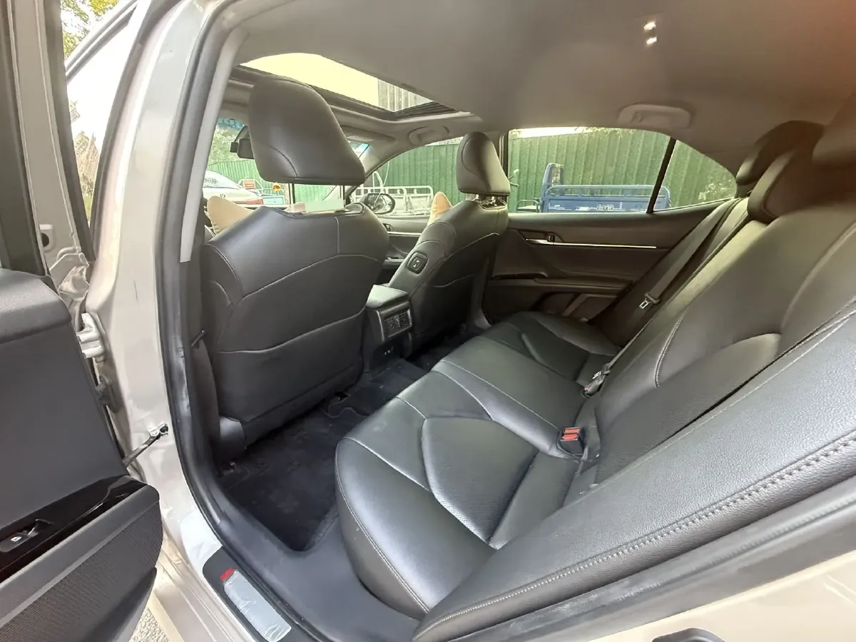 2019 Toyota Camry 2.0L 178HP L4 CVT,autocango,china used car exporter,china ev exporter,chinese used car exporter,chinese used ev exporter