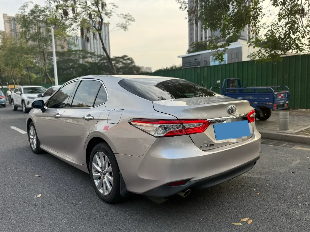 2019 Toyota Camry 2.0L 178HP L4 CVT,autocango,china used car exporter,china ev exporter,chinese used car exporter,chinese used ev exporter