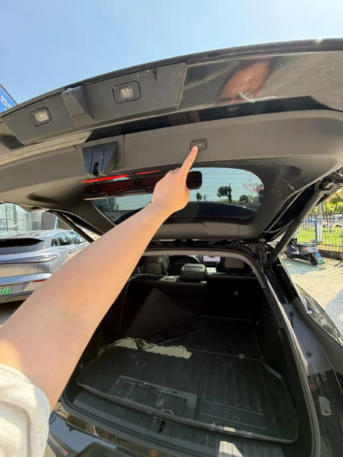 2025 Zeekr 7X BEV 75KWH,autocango,china used car exporter,china ev exporter,chinese used car exporter,chinese used ev exporter