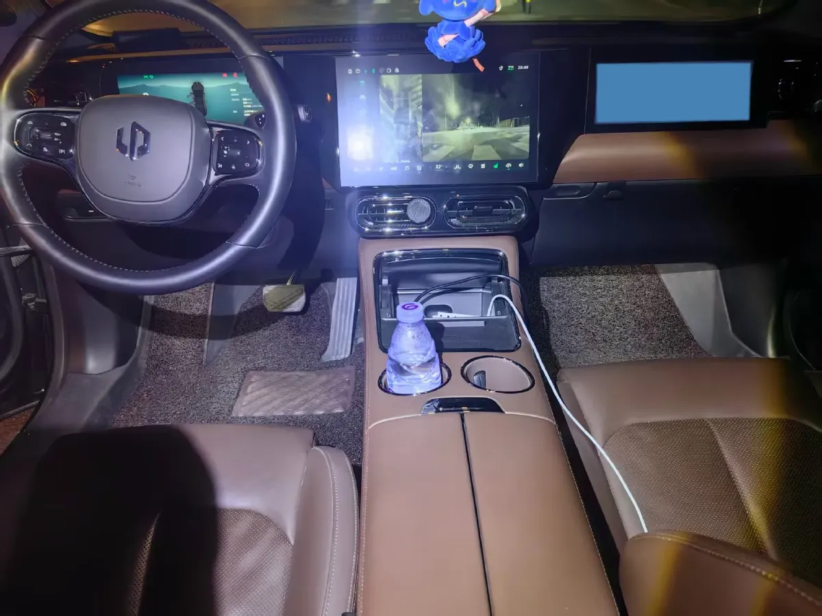 2022 Leapmotor C01 BEV 90KWH,autocango,china used car exporter,china ev exporter,chinese used car exporter,chinese used ev exporter