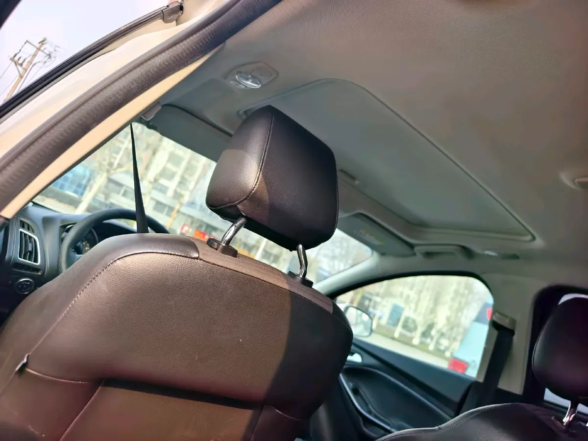 2018 Ford Focus 1.6L 125HP L4 6DCT,autocango,china used car exporter,china ev exporter,chinese used car exporter,chinese used ev exporter