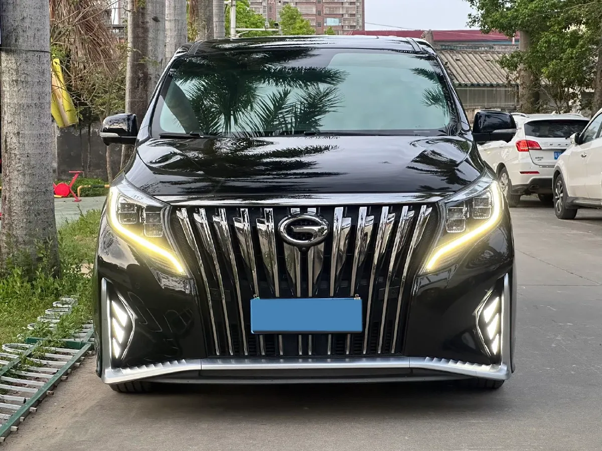 2021 GAC Trumpchi M8 2.0T 252HP L4 8AT,autocango,china used car exporter,china ev exporter,chinese used car exporter,chinese used ev exporter