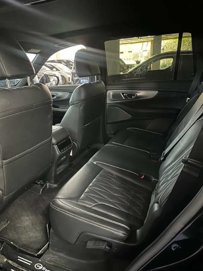 2024 GAC Trumpchi GS8 2.0T 252HP L4 8AT,autocango,china used car exporter,china ev exporter,chinese used car exporter,chinese used ev exporter