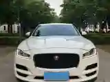 2018 Jaguar F-PACE 2.0T 250HP L4 8AT