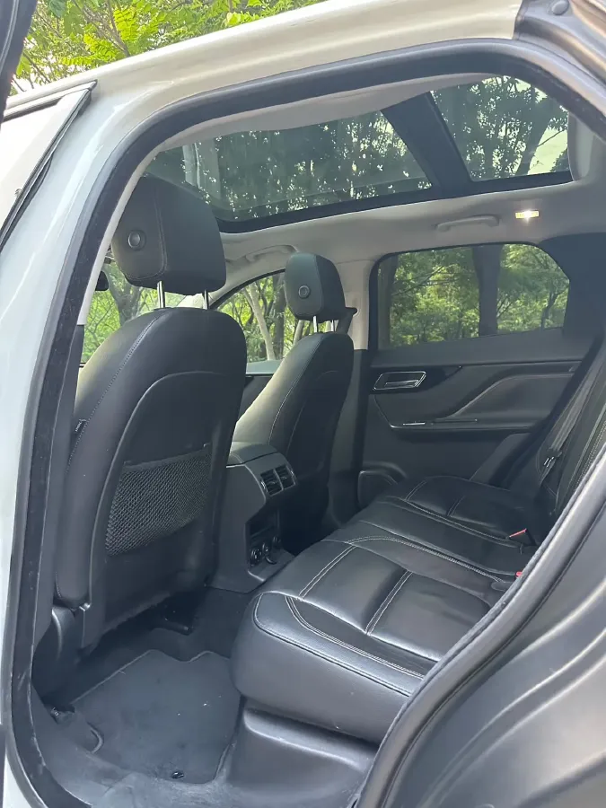 2018 Jaguar F-PACE 2.0T 250HP L4 8AT,autocango,china used car exporter,china ev exporter,chinese used car exporter,chinese used ev exporter