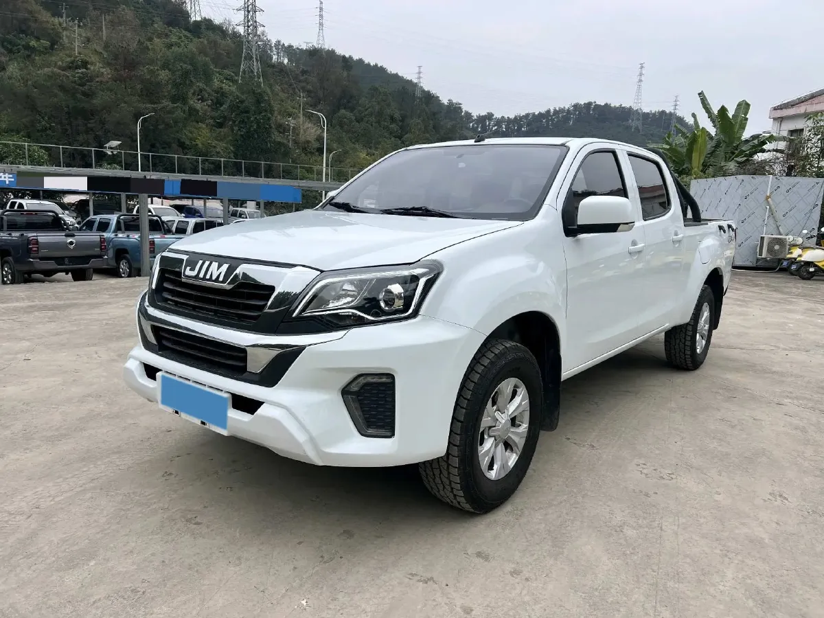 2023 Isuzu RE-MAX Jim 2.5T 143HP L4 6MT,autocango,china used car exporter,china ev exporter,chinese used car exporter,chinese used ev exporter