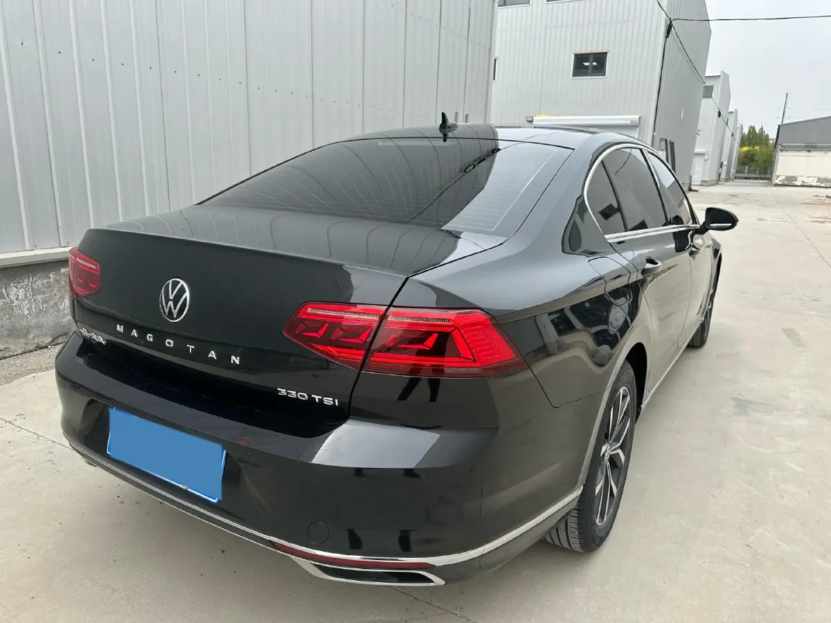 2020 Volkswagen Magotan 2.0T 186HP L4 7DCT,autocango,china used car exporter,china ev exporter,chinese used car exporter,chinese used ev exporter