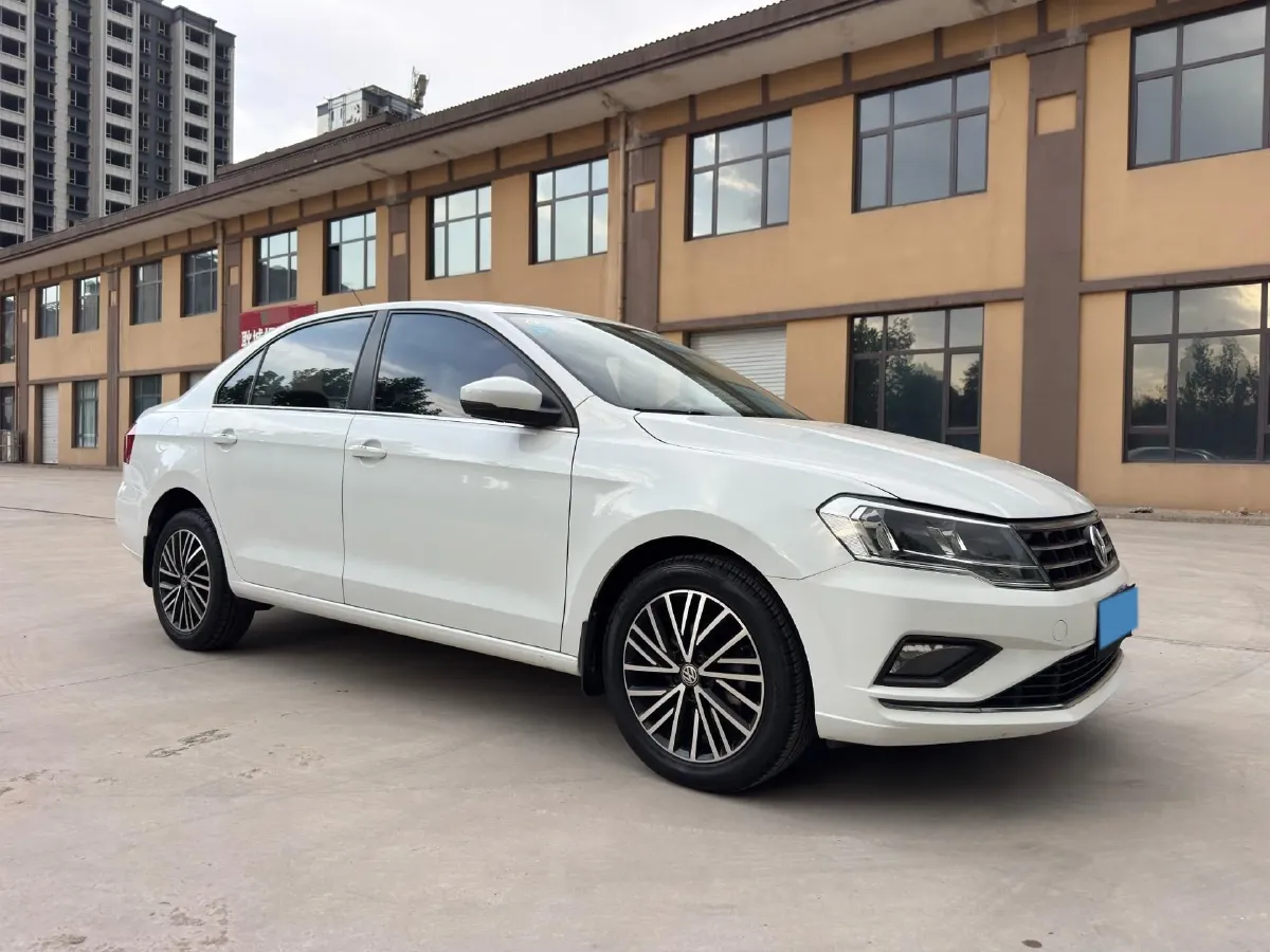 2017 Volkswagen Jetta 1.5L 110HP L4 5MT,autocango,china used car exporter,china ev exporter,chinese used car exporter,chinese used ev exporter
