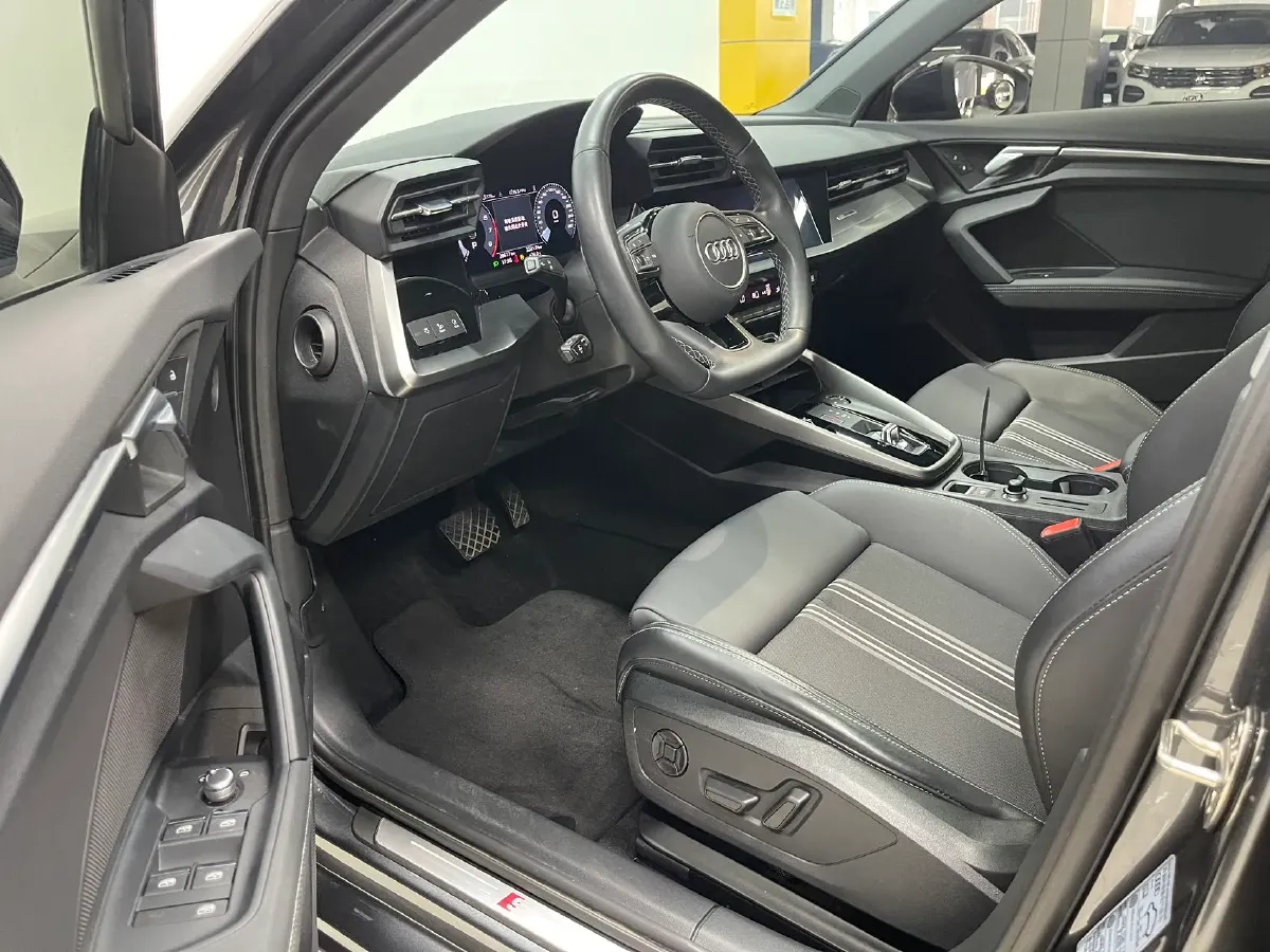 2022 Audi A3 1.4T 150HP L4 7DCT,autocango,china used car exporter,china ev exporter,chinese used car exporter,chinese used ev exporter