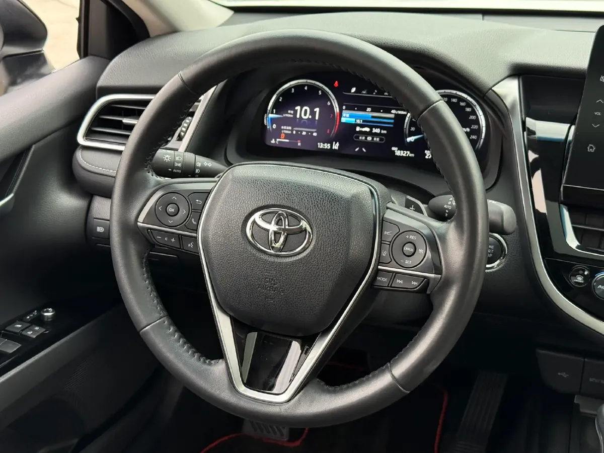 2023 Toyota Camry 2.5L 207HP L4 8AT,autocango,china used car exporter,china ev exporter,chinese used car exporter,chinese used ev exporter