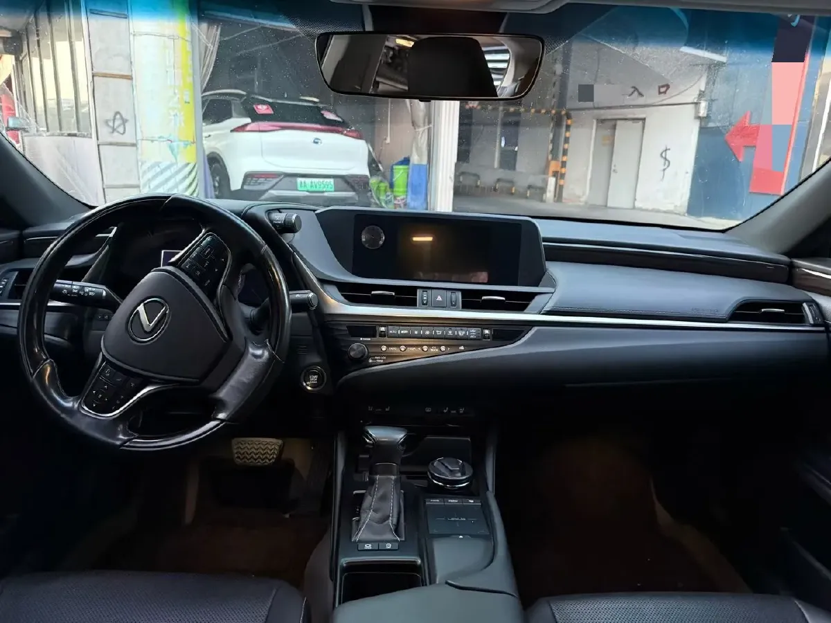 2018 Lexus ES 2.0L 173HP L4 CVT,autocango,china used car exporter,china ev exporter,chinese used car exporter,chinese used ev exporter