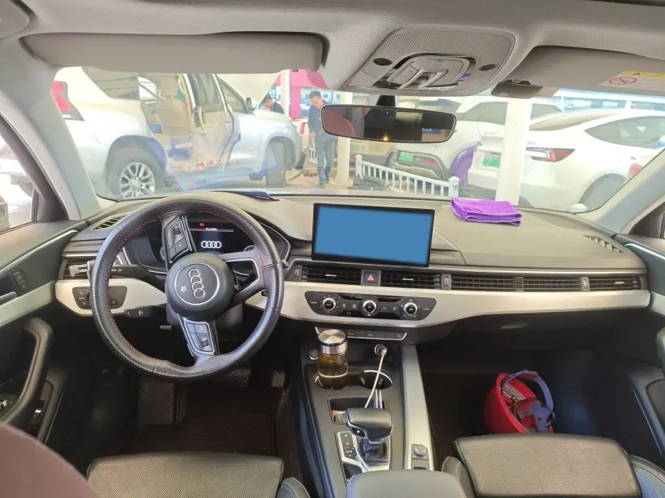 2020 Audi A4L 2.0T 190HP L4 7DCT,autocango,china used car exporter,china ev exporter,chinese used car exporter,chinese used ev exporter