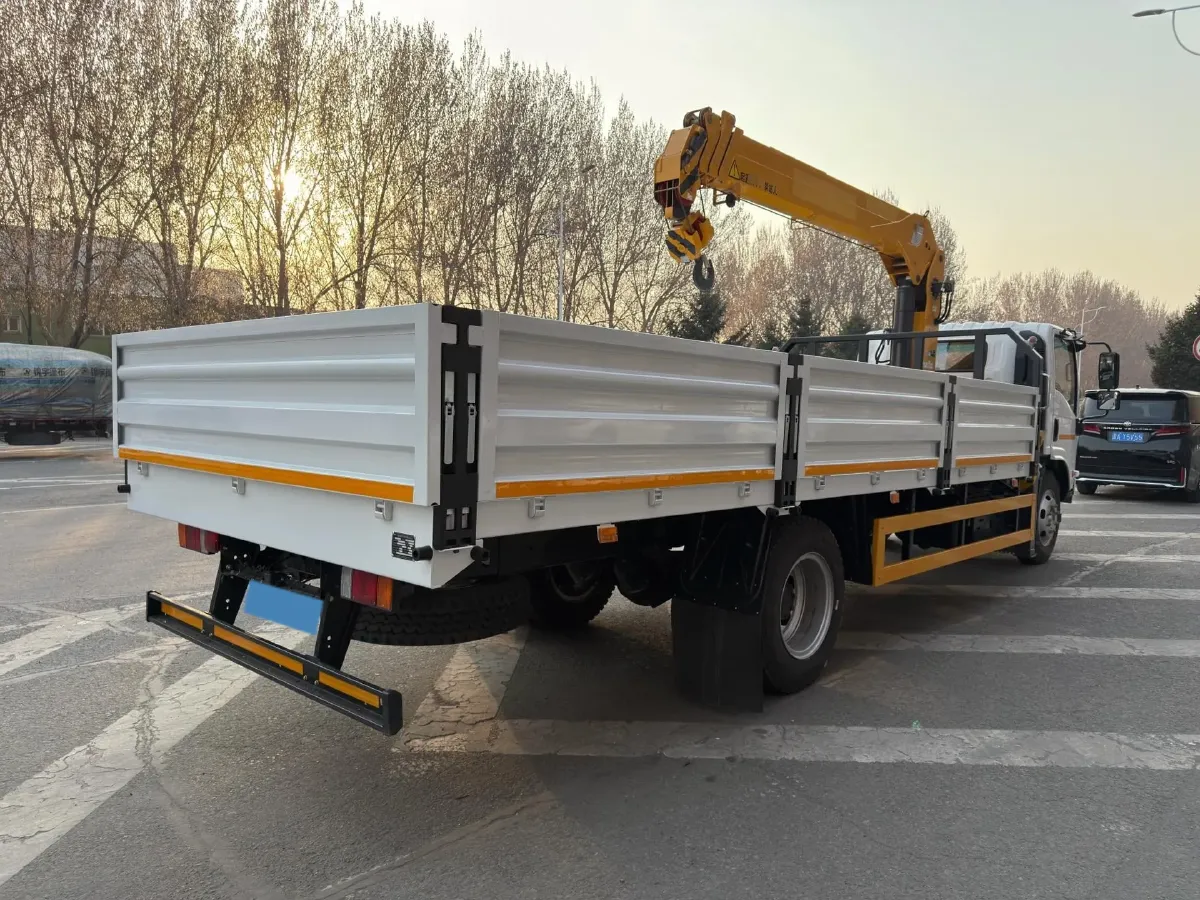 2025 Isuzu T30 5MT,autocango,china used car exporter,china ev exporter,chinese used car exporter,chinese used ev exporter