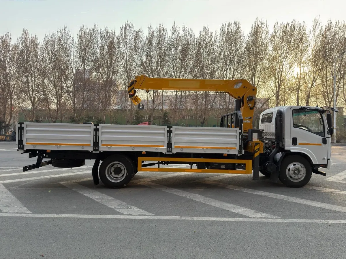 2025 Isuzu T30 5MT,autocango,china used car exporter,china ev exporter,chinese used car exporter,chinese used ev exporter