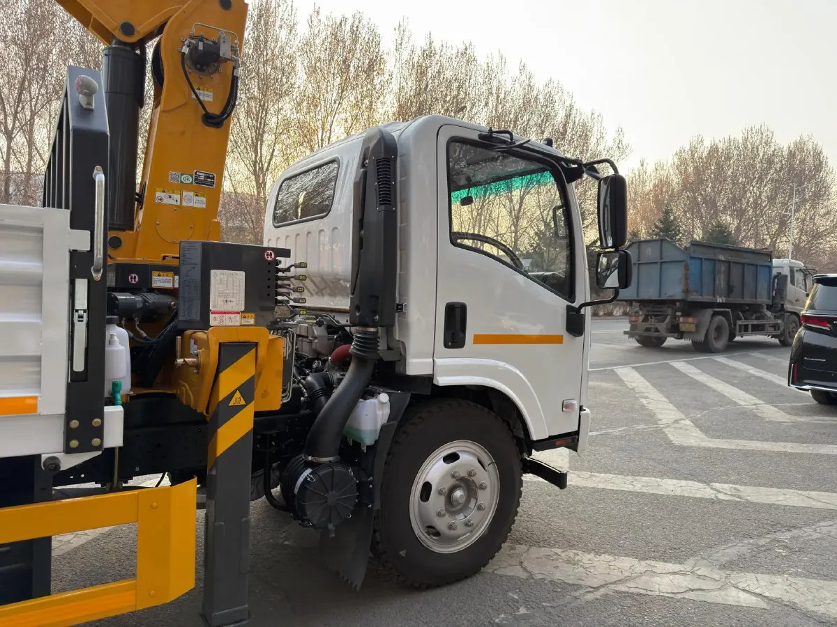 2025 Isuzu T30 5MT,autocango,china used car exporter,china ev exporter,chinese used car exporter,chinese used ev exporter