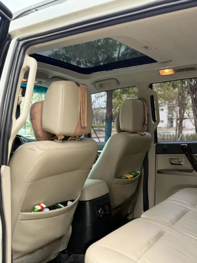 2017 Land Rover Range Rover Evoque 2.0T 241HP L4 9AT,autocango,china used car exporter,china ev exporter,chinese used car exporter,chinese used ev exporter