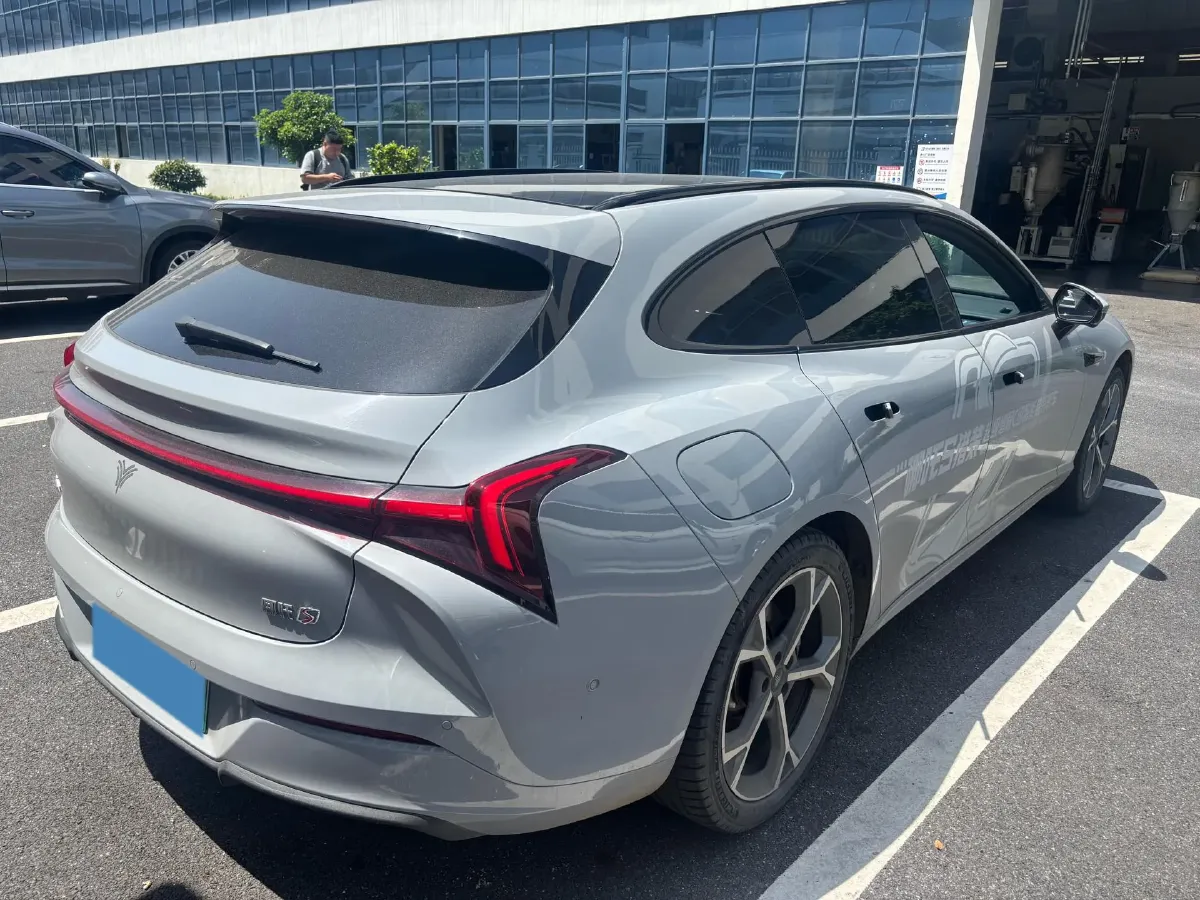 2024 Neta S 1.5L 95HP L4 REEV 43.88KWH,autocango,china used car exporter,china ev exporter,chinese used car exporter,chinese used ev exporter