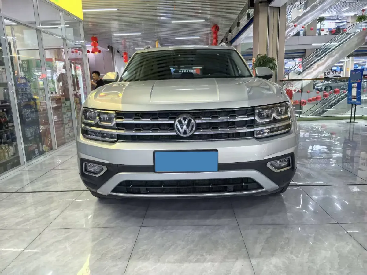 2017 Volkswagen Teramont 2.0T 220HP L4 7DCT,autocango,china used car exporter,china ev exporter,chinese used car exporter,chinese used ev exporter