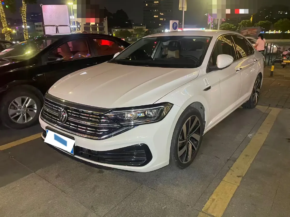 2024 Volkswagen Sagitar 1.5T 160HP L4 7DCT,autocango,china used car exporter,china ev exporter,chinese used car exporter,chinese used ev exporter
